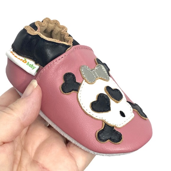 Momo Soft Sole Leather Baby Shoes Pink Skull Bow Size 12 to 18 months - Picture 5 of 14
